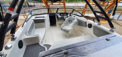 Imagen 5 de 14 de Lancha Canestrari 208 - Mercruiser 4.5 250 Hp-2022,en Stock