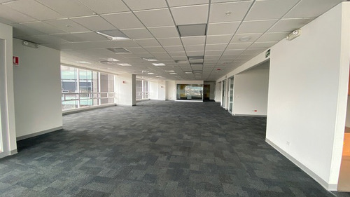 Imagen 12 de 17 de Oficina En Arriendo En Bogotá Nueva Autopista-usaquén