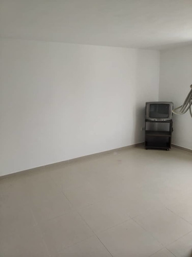 Imagen 11 de 12 de Venta De Apartamento En La Sabana Guatire