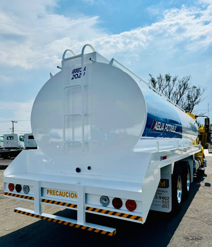 Pipa De Agua 20,000 Litros Camion Torton International 2014
