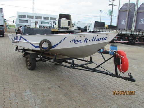 Barco - Motor Yamaha 25hp-carreta Documentada + Acessórios