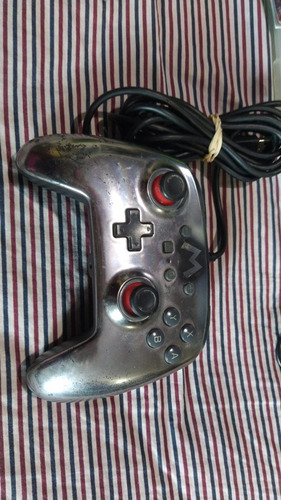 Control Genérico Alámbrico Plata Para Nintendo Switch (Usado)