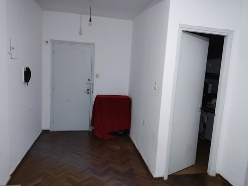 Alquiler 1 Dormitorio En Aguda, Con Patio (sin Muebles)