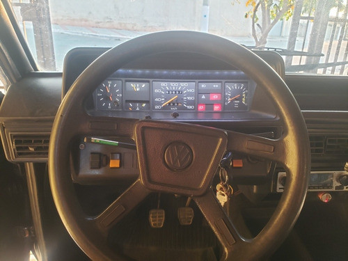 Imagem 5 de 12 de Volkswagen Saveiro Ls 1.6 Alcool