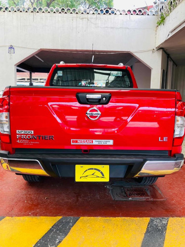 Imagen 4 de 15 de Nissan Np300 Frontier 2.5 Le Std 6 Vel Ac 4x2 2019