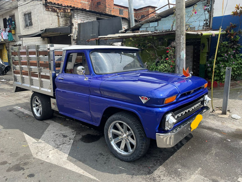 Se Vende Camioneta Chevrolet Apache.en Excelente Estadoi.