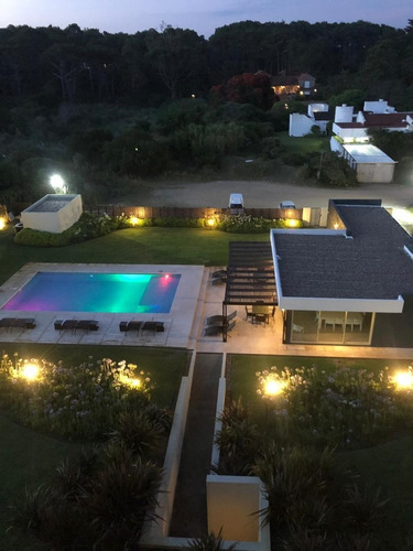 Imagen 19 de 19 de Departamento En Alquiler Ubicado En Playa Brava, Punta Del Este, Punta Del Este / Maldonado