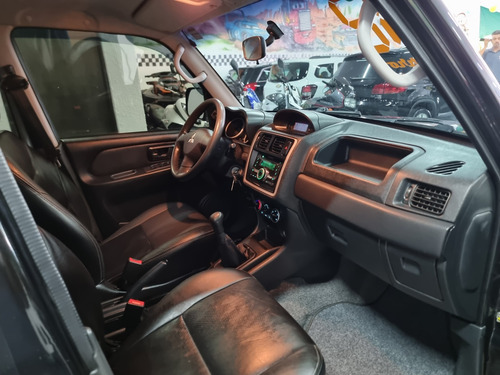 Mitsubishi Pajero TR4 2.0 4X2 16V 140CV FLEX 4P MANUAL