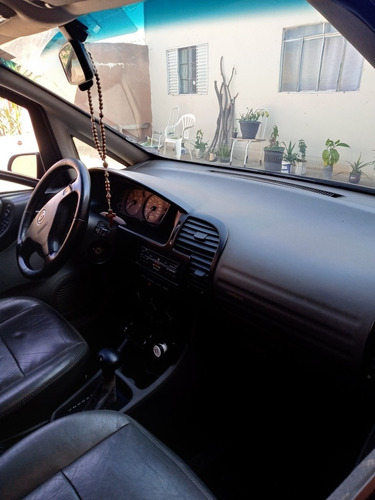 Imagem 3 de 7 de Zafira
