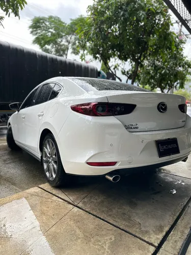 Mazda 3 2.0 Touring At Hibrido Ligero - Mhev