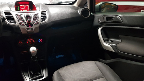 Ford Fiesta Kinetic Design 1.6 Design 120cv Titanium 2011