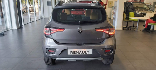 Imagen 12 de 15 de Autos Y Camionetas Renault Sandero Stepway Toyota Yaris E
