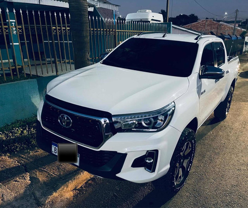 Toyota Hilux 2.8 Srx 50th Anniversary Cab. Dupla 4x4 Tdi