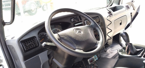 Mb Accelo 1016