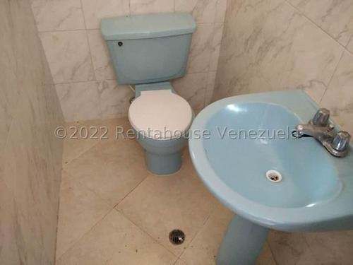 Imagen 18 de 25 de Gustavo Zavala Rentahouse 23-2420