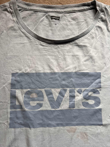 Levis Remeras