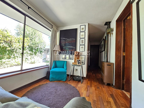 Casa En Venta De 6dor-3baño, + Svs, Lo Barnechea