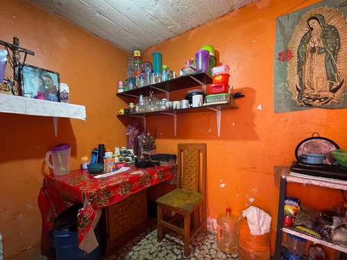 Casa En Venta En Calle Cerrada De Dolores Número 45, Lote 61, Manzana 18 Colonia Barrio Iztapalapa, Alcaldía Iztapalapa Cdmx Dp-ru
