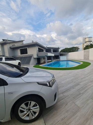 Imagen 11 de 14 de Mh Casa En Venta Urbanizacion El Parral