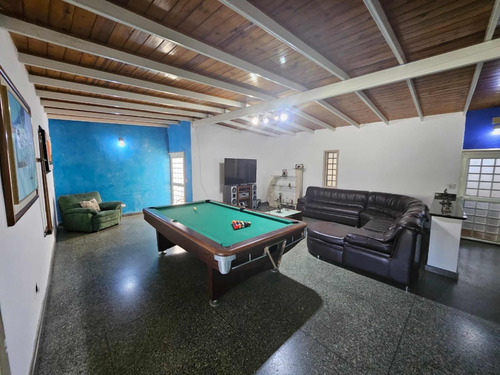 En Venta Casa Ubicada En El Sector El Faro Urb. Los Tejados