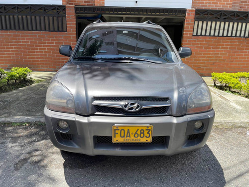 Imagen 7 de 16 de Hyundai Tucson 2010 2.0 Gl 4x4