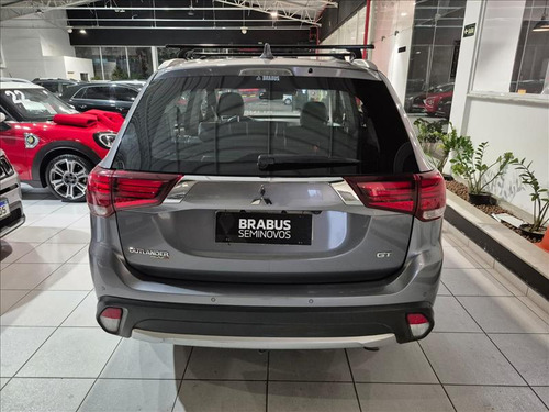 Mitsubishi Outlander 3.0 gt 4x4 v6 24v Gasolina 4p Automático