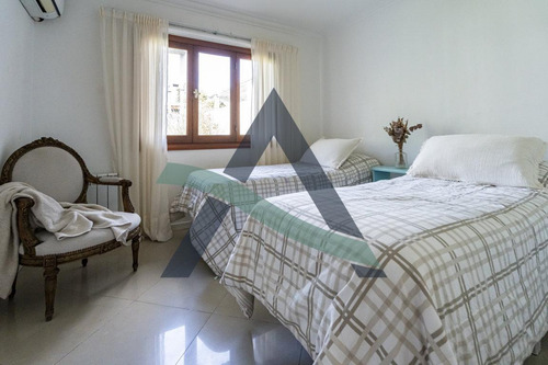 Casa 4 Ambientes Con Quincho