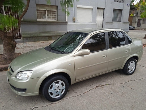 Chevrolet Corsa Classic Full