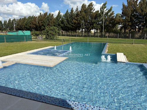 Casa En Alquiler En Barrio Cruz Del Sur Canning