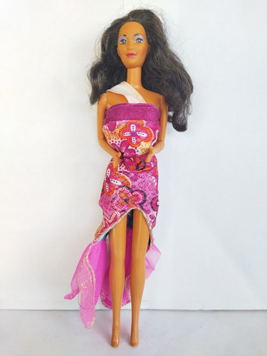 Barbie Vintage Modelo 1980 Morena Vestido Rosa Mexicano Flor