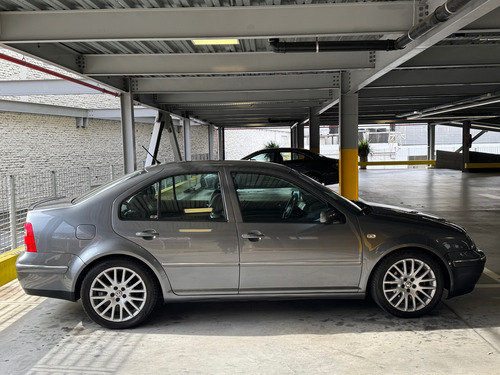 Volkswagen Bora 1.8 T Highline