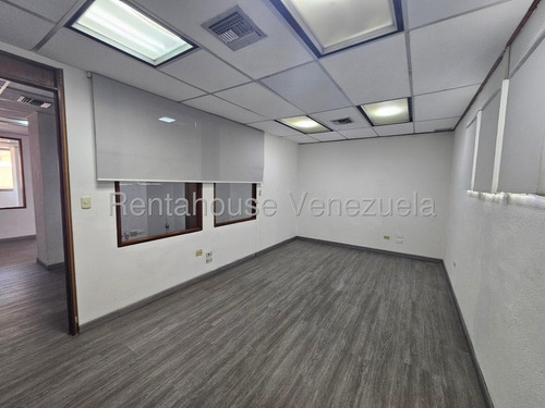 Y.t. Oficina En Venta, Campo Alegre Mls #25-24716