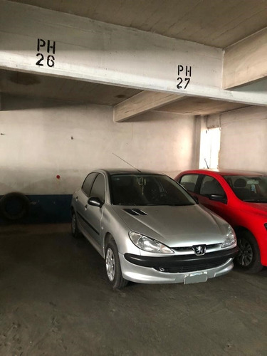 Cochera A La Venta - Bº Centro - Metros De Av. Gral Paz