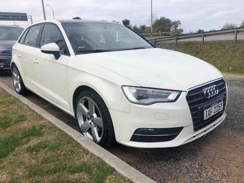 Audi A3 Sportback 2014 1.8 T Fsi Stronic 180cv