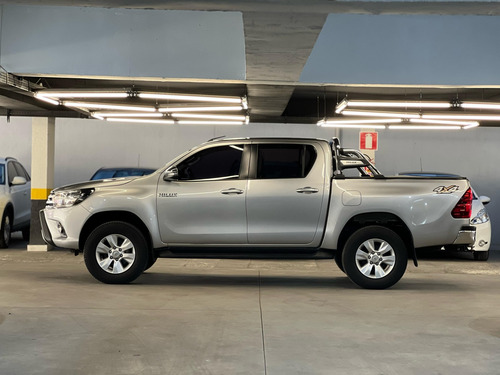 Toyota Hilux 2.8 SRV 4X4 CD 16V DIESEL 4P AUTOMÁTICO