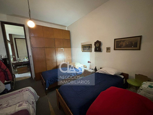 Venta Casa Esquina 2 Dorm, 2 Baños, Gran Terreno, Paso Molino