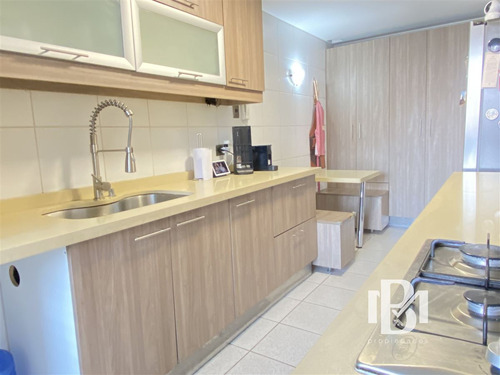 Departamento En Venta De 4 Dorm. En Las Condes