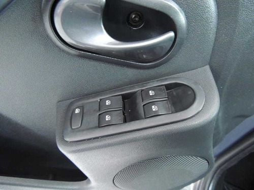 Renault Duster 16 D 4x2