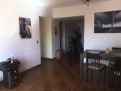 Venta- Departamento De 3 Ambientes Con Toilette- Trelles Y Franklin- Plaza Irlanda