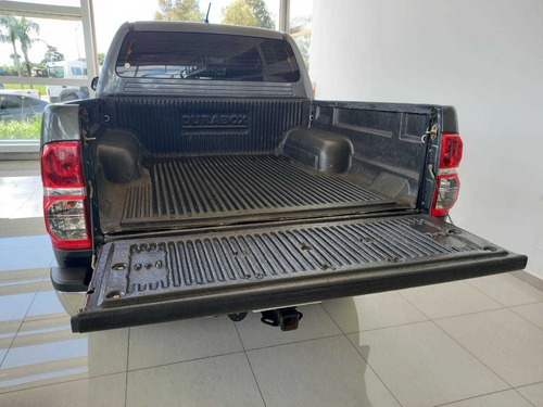 Toyota Hilux Srv 4x2 2015