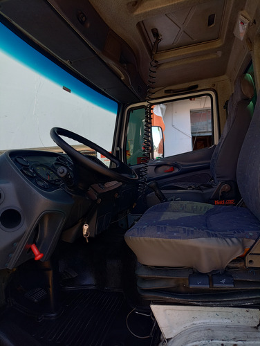 Mb 1718 Com Carroceria De Gás