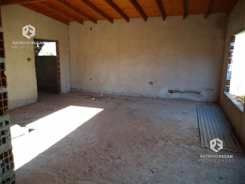 Casa A Terminar En Venta - General Belgrano Buenos Aires