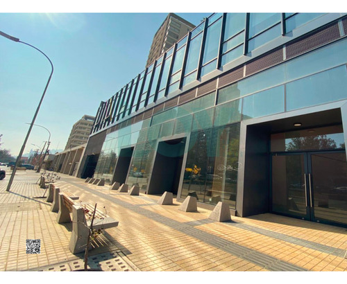 Local Comercial En Arriendo 100m2. Ñuñoa. Metro Irarrazaval.
