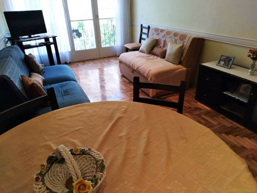 Imagen 10 de 20 de Venta 2 Ambientes A La Calle C/balcón Saliente Zona Centro