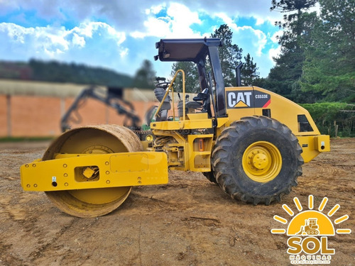 Imagem 2 de 14 de Rolo Compactador Caterpillar Cs533e
