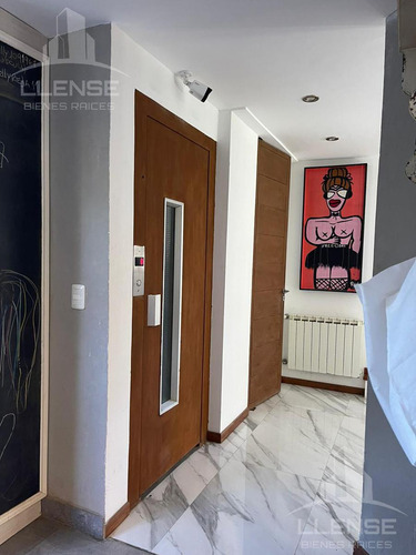 Casa 6 Ambientes 3 Plantas Con Ascensor Venta Alquiler Abril
