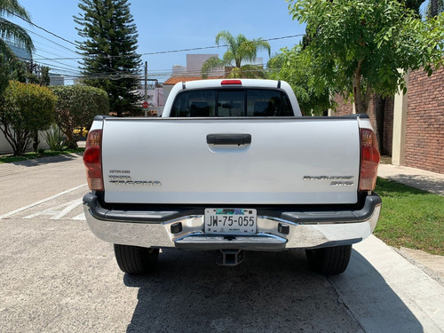 Imagen 6 de 12 de Toyota Tacoma Prerunner Sr5 2006