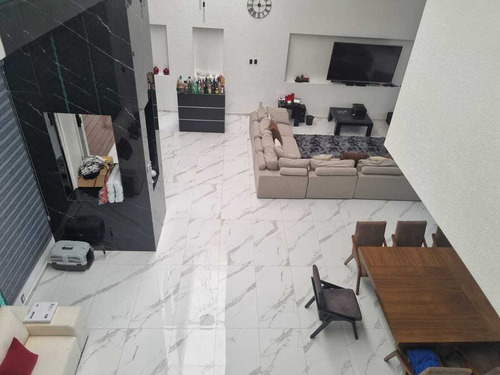 Hermosa Casa En Venta