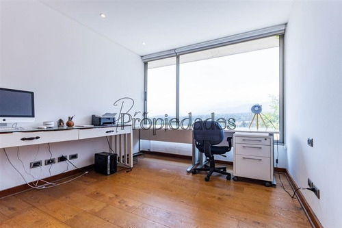 Imagen 14 de 20 de Vista Sorprendente Casa En Venta De 6 Dormitorios Las Condes
