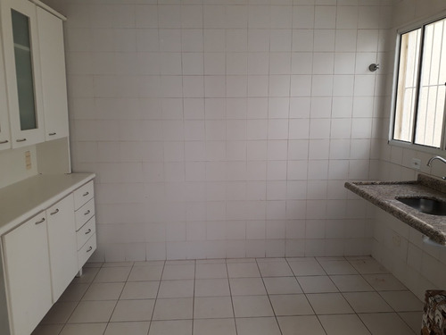 Imagem 7 de 13 de Sobrado 2 Dormitórios Suíte Garagem Fl54